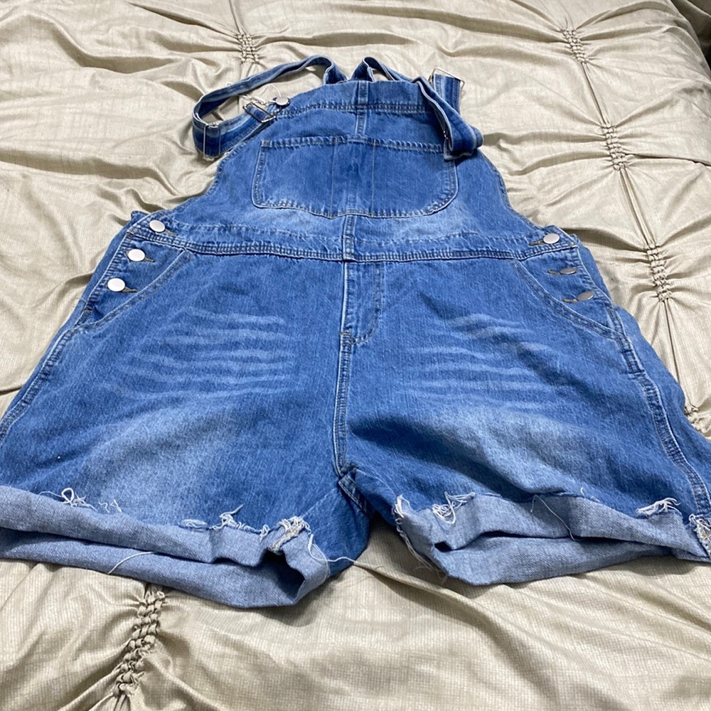 Overall - Picture 2 of 4
